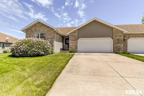 4420 Harvard Dr, Springfield, IL 62712 photo 1