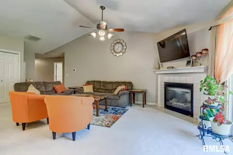 4420 Harvard Dr, Springfield, IL 62712 photo 6