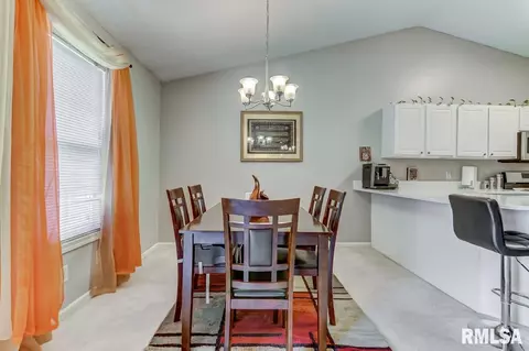 4420 Harvard Dr, Springfield, IL 62712 photo 12