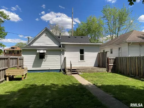 911 N Walnut St, Springfield, IL 62702 photo 19