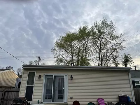 1046 N 19th St, Springfield, IL 62702 photo 9