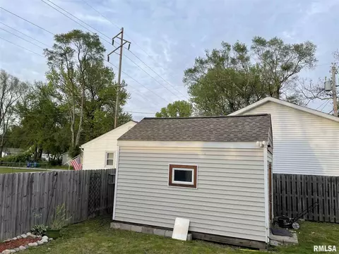 1046 N 19th St, Springfield, IL 62702 photo 10
