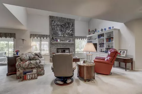 4900 Eagles Lndg, Springfield, IL 62711 photo 10
