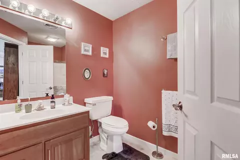 4900 Eagles Lndg, Springfield, IL 62711 photo 36