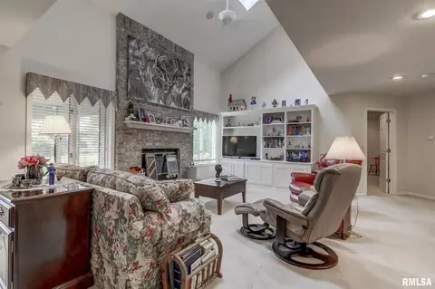 4900 Eagles Lndg, Springfield, IL 62711 photo 12