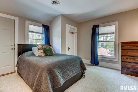 1323 S Park Ave, Springfield, IL 62704 photo 25