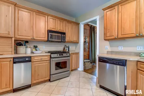 1323 S Park Ave, Springfield, IL 62704 photo 15