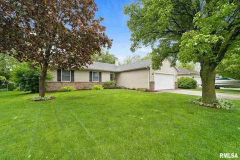 1220 Dani Ln, Springfield, IL 62712 photo 2