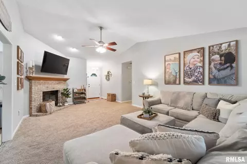 1220 Dani Ln, Springfield, IL 62712 photo 14