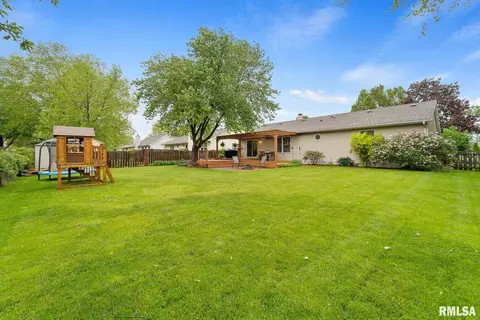 1220 Dani Ln, Springfield, IL 62712 photo 4