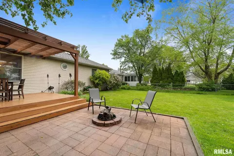 1220 Dani Ln, Springfield, IL 62712 photo 11