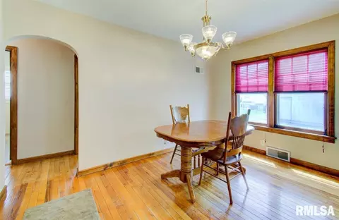 2201 S College St, Springfield, IL 62704 photo 18