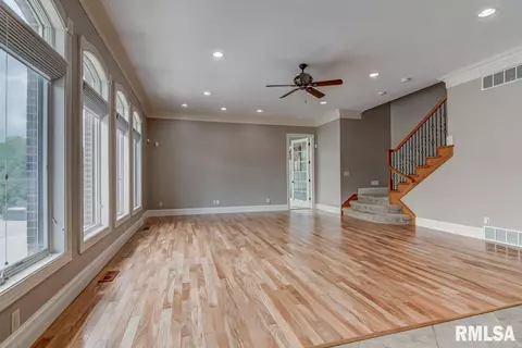 3505 Embassy Dr, Springfield, IL 62711 photo 13