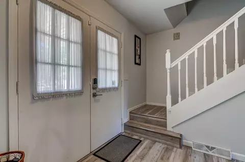 2307 S Park Ave, Springfield, IL 62704 photo 5