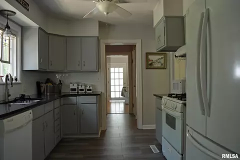 1611 Outer Park Dr, Springfield, IL 62704 photo 20