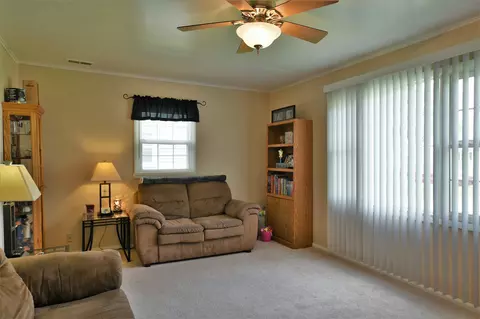 1629 N 20th St, Springfield, IL 62702 photo 5