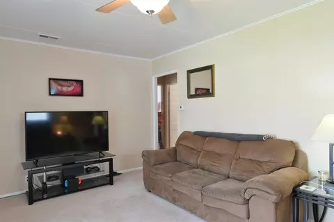 1629 N 20th St, Springfield, IL 62702 photo 4