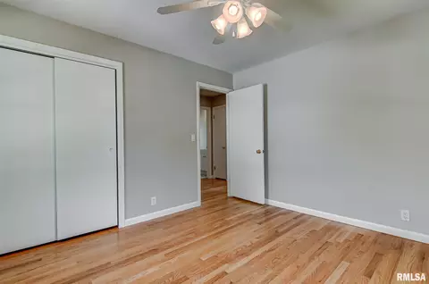 2721 Queensway Rd, Springfield, IL 62703 photo 17
