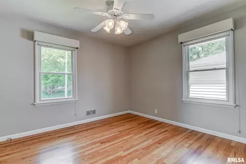 2721 Queensway Rd, Springfield, IL 62703 photo 18