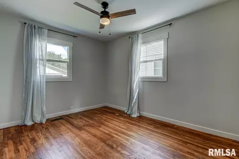 2240 S College St, Springfield, IL 62704 photo 18