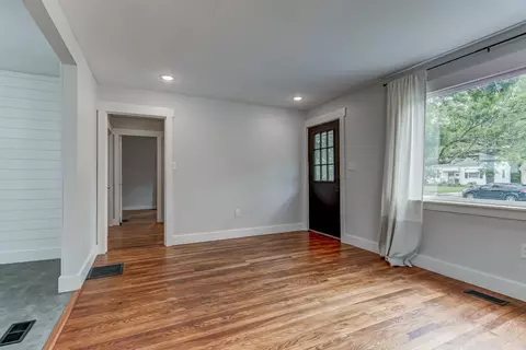 2240 S College St, Springfield, IL 62704 photo 4