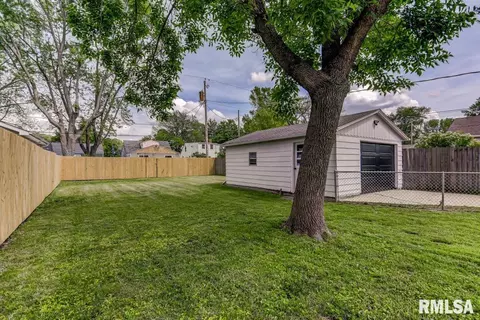 2240 S College St, Springfield, IL 62704 photo 25