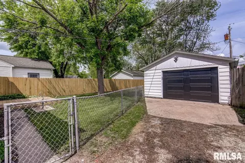 2240 S College St, Springfield, IL 62704 photo 26