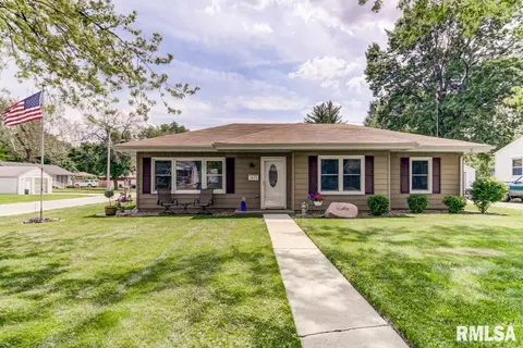 1824 E Hood St, Springfield, IL 62703 photo 1