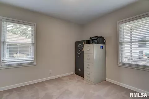 1824 E Hood St, Springfield, IL 62703 photo 17