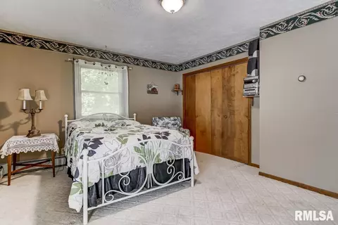 1 Buecker Ln, Springfield, IL 62707 photo 17