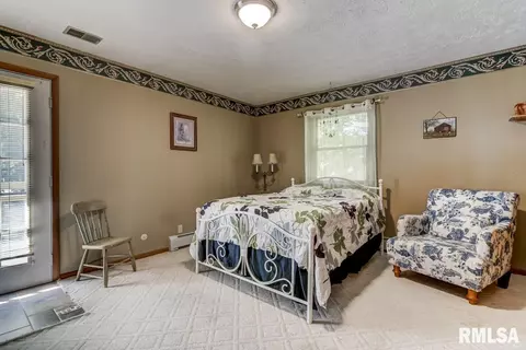 1 Buecker Ln, Springfield, IL 62707 photo 14