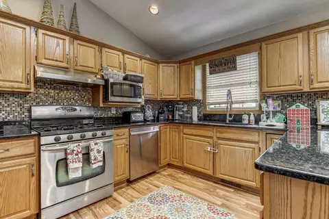 59 Holliday Rd, Springfield, IL 62702 photo 9