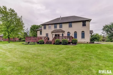 3413 Embassy Dr, Springfield, IL 62711 photo 2