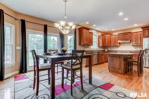 3413 Embassy Dr, Springfield, IL 62711 photo 19