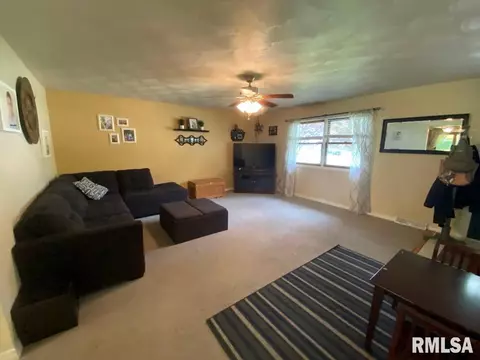 1112 Bolin Ct, Springfield, IL 62703 photo 5