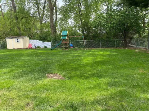 1112 Bolin Ct, Springfield, IL 62703 photo 2