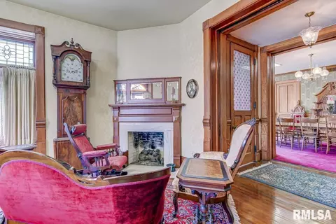 913 S 6th St, Springfield, IL 62703 photo 10