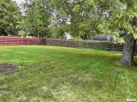 2016 Croydon Dr, Springfield, IL 62703 photo 8