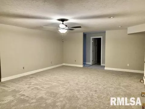 4706 Bellevue Dr, Springfield, IL 62711 photo 7