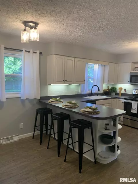 160 Exmore Dr, Springfield, IL 62704 photo 36