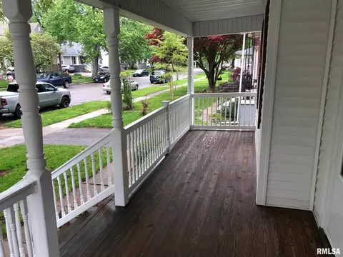 1801 S Spring St, Springfield, IL 62704 photo 2