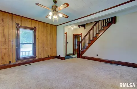 265 Elm St, Waverly, IL 62692 photo 6