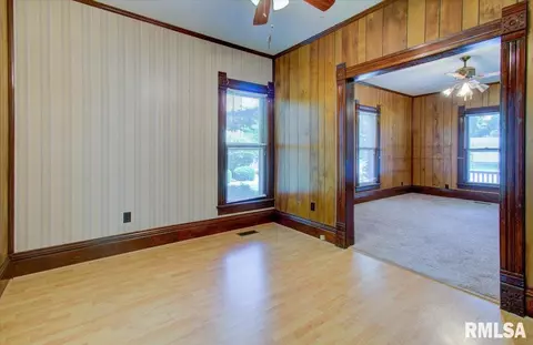 265 Elm St, Waverly, IL 62692 photo 24