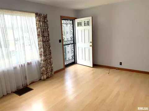 1722 Watch Ave, Springfield, IL 62702 photo 8