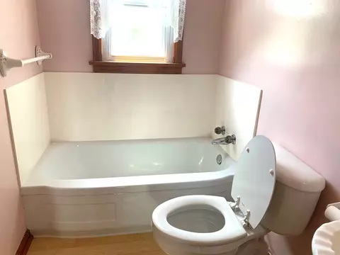 1722 Watch Ave, Springfield, IL 62702 photo 2
