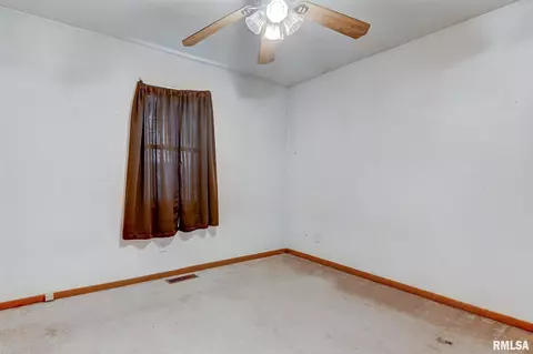 3073 Elm St, Springfield, IL 62702 photo 12