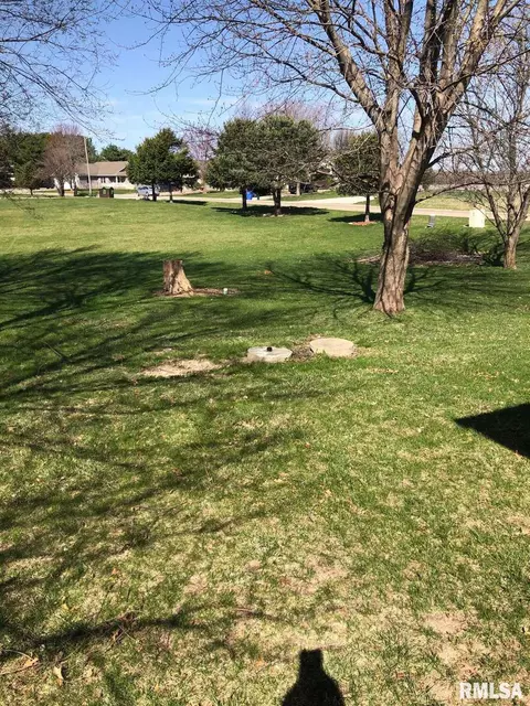 14571 Frontier Dr, Athens, IL 62613 photo 7