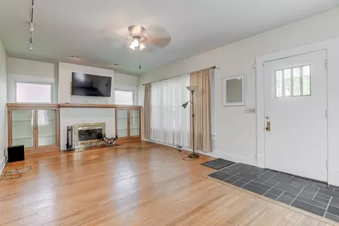 1513 Holmes Ave, Springfield, IL 62704 photo 8