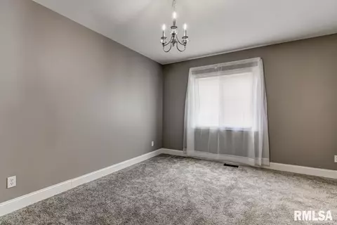 2731 Cardigan Dr, Springfield, IL 62702 photo 12