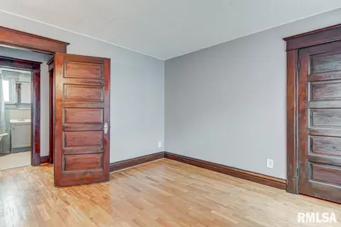 938 N 2nd St, Springfield, IL 62702 photo 29